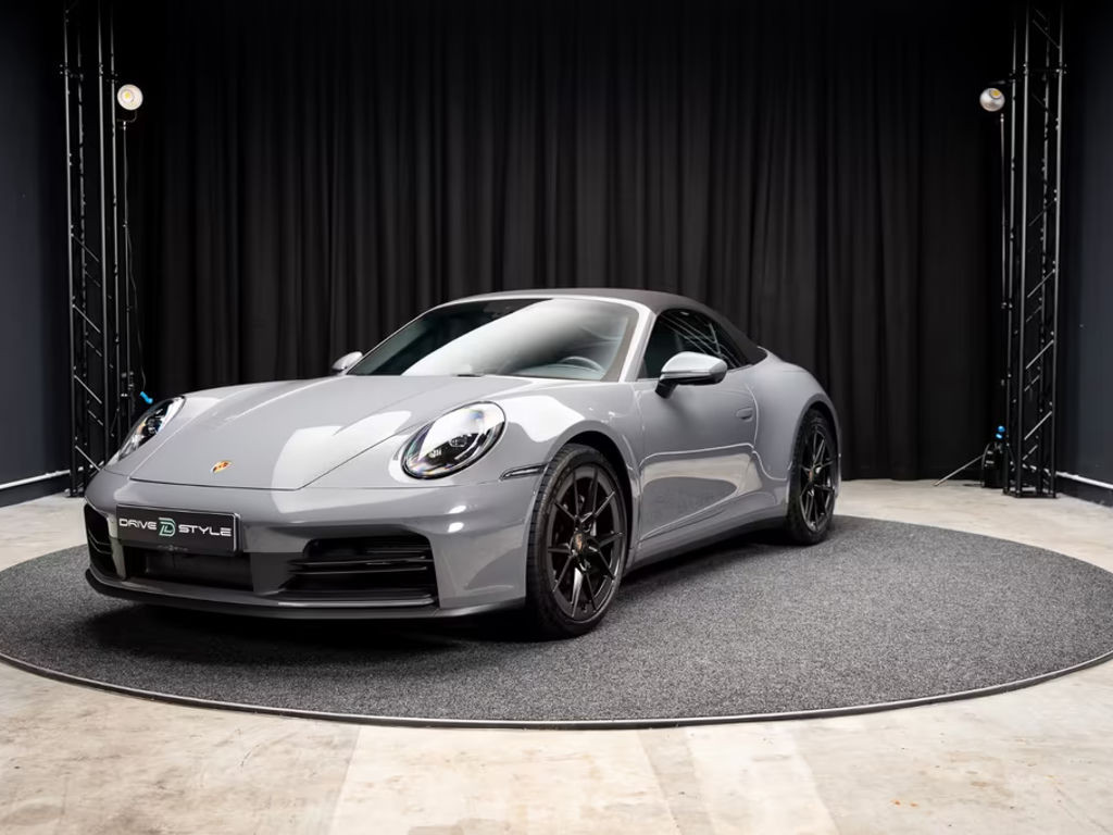 Porsche 911 992 Carrera Cabriolet