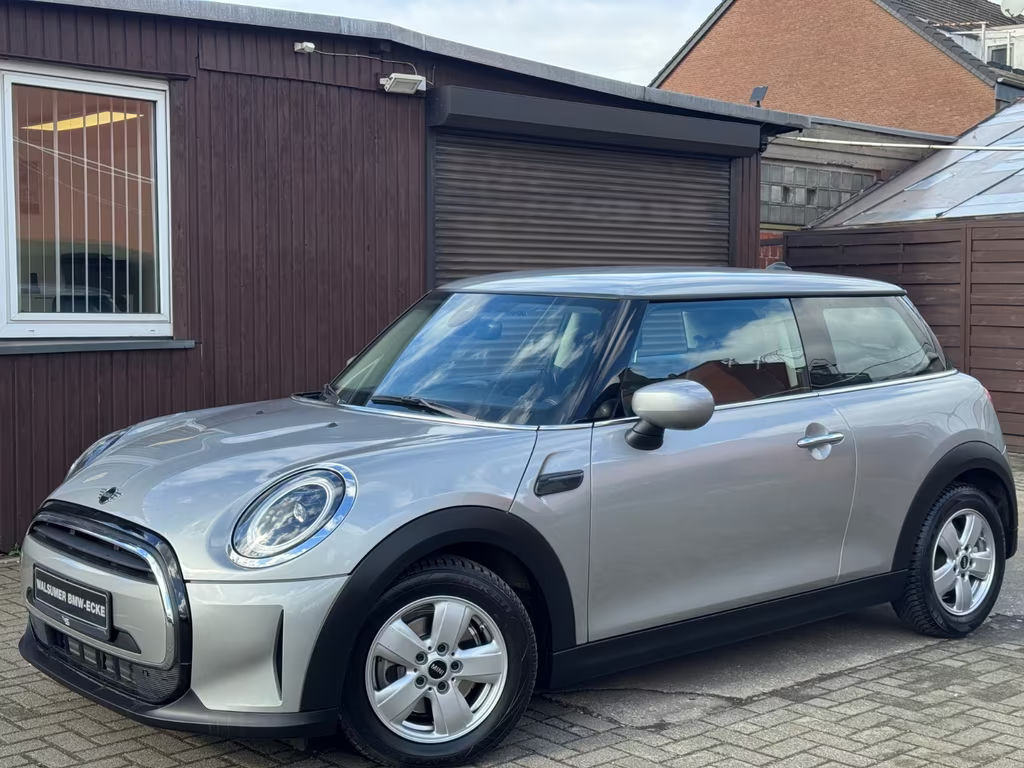 Mini Cooper Essential