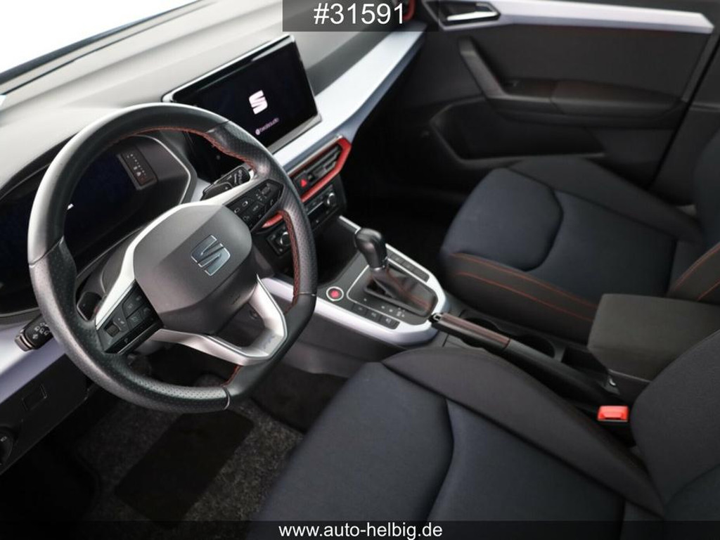 Seat Arona