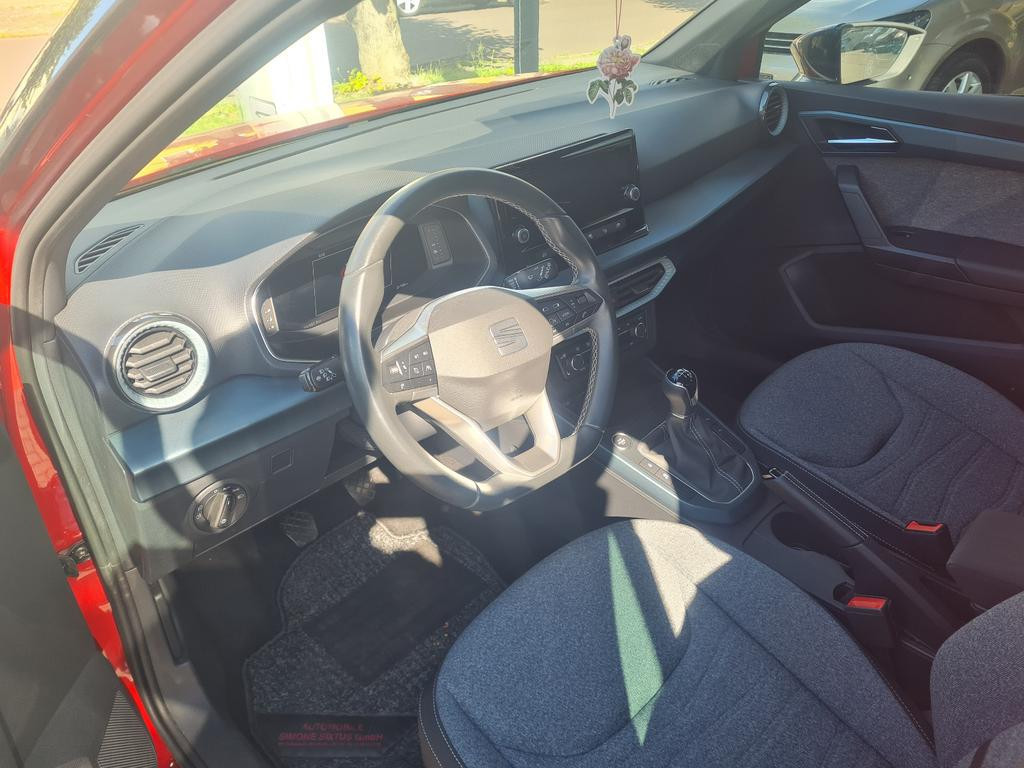 Seat Arona