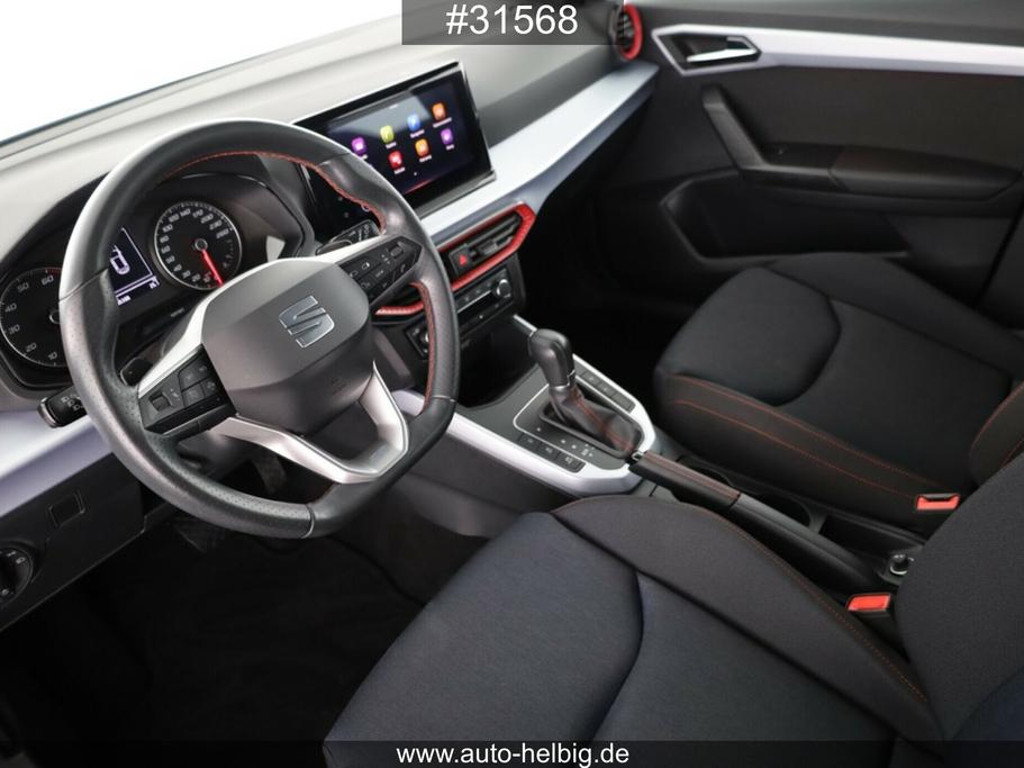 Seat Arona