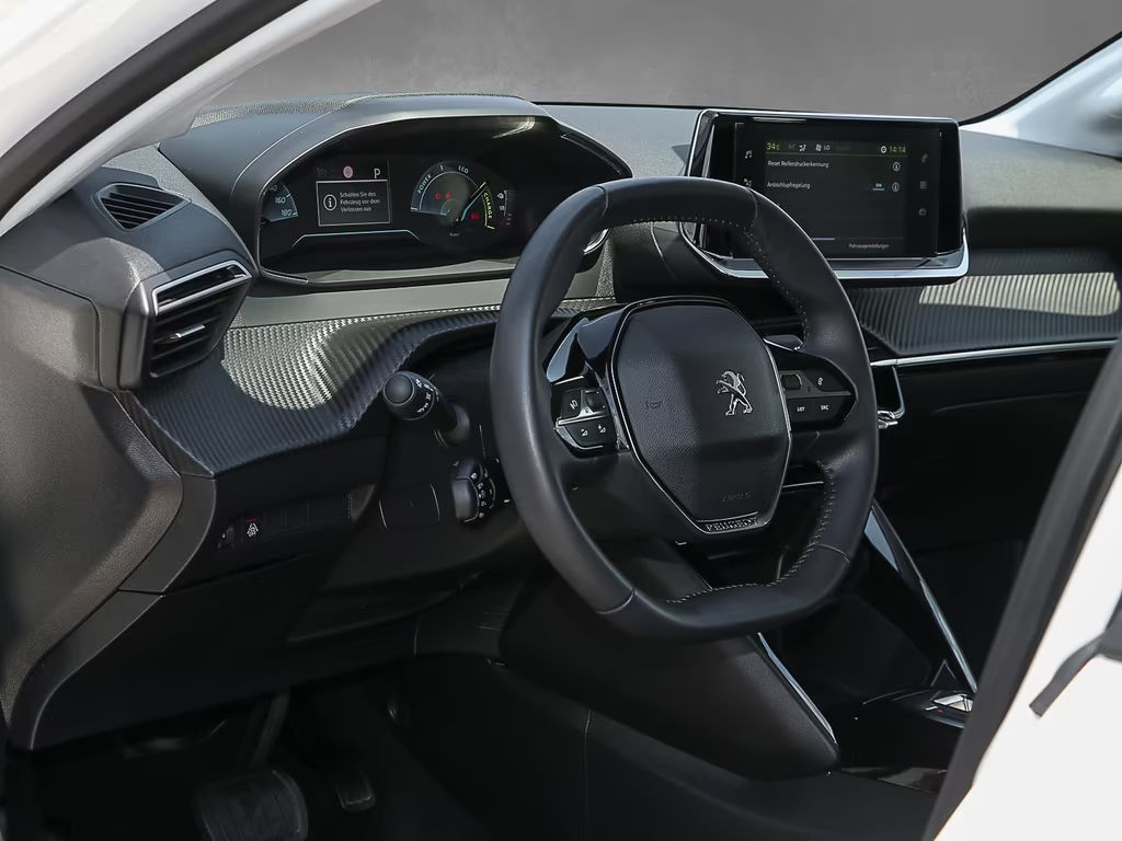 Peugeot e-208