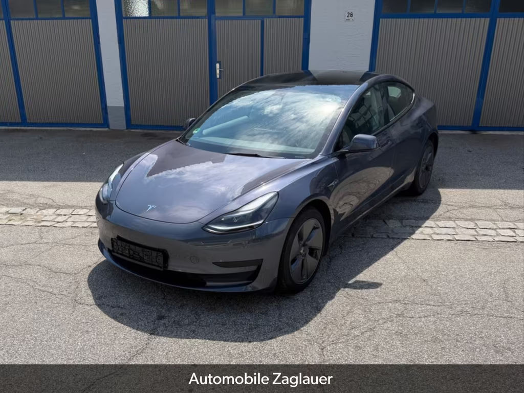 Tesla Model 3 RWD Standard Range