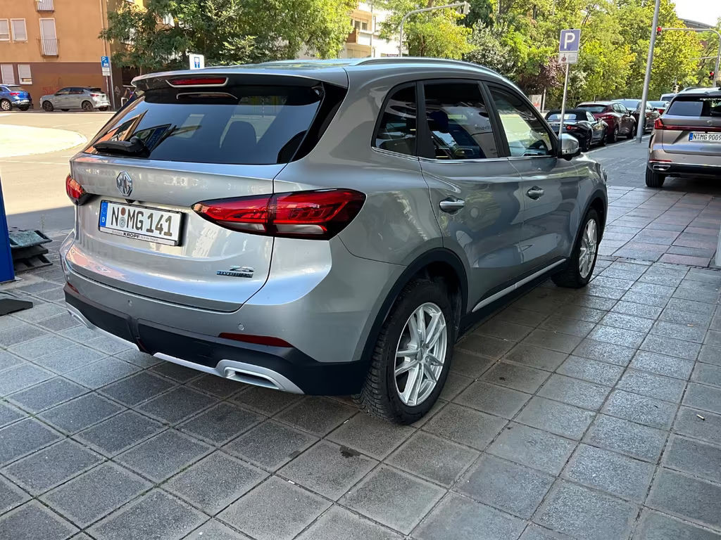 MG ZS