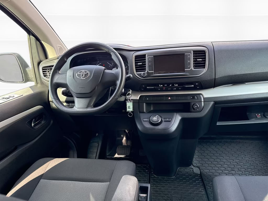 Toyota Proace (Verso)