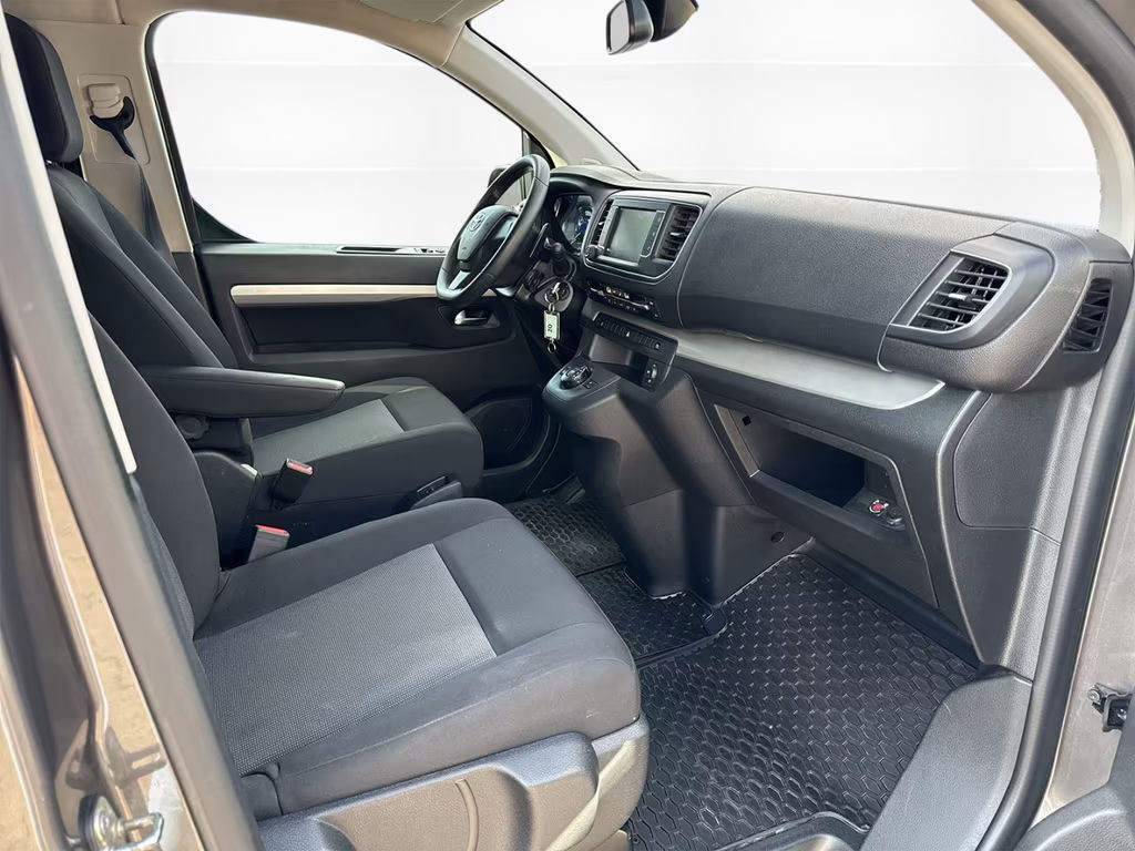 Toyota Proace (Verso)