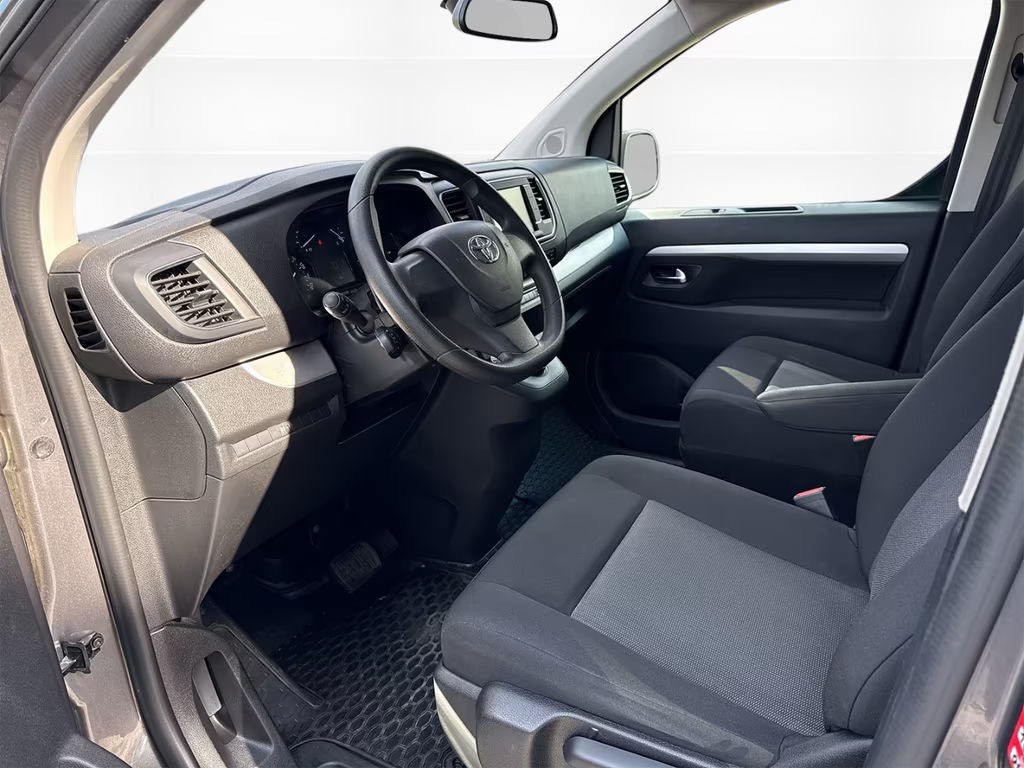 Toyota Proace (Verso)