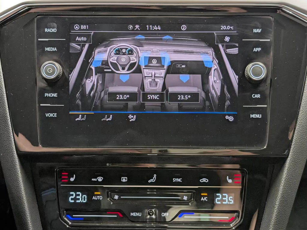 Volkswagen Passat