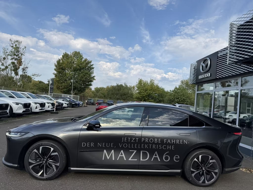 Mazda 6e