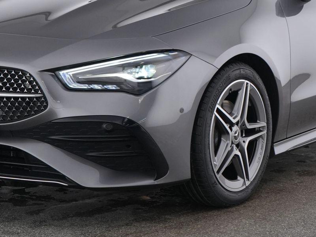 Mercedes-Benz CLA-Klasse CLA 180 AMG Line Shooting Brake