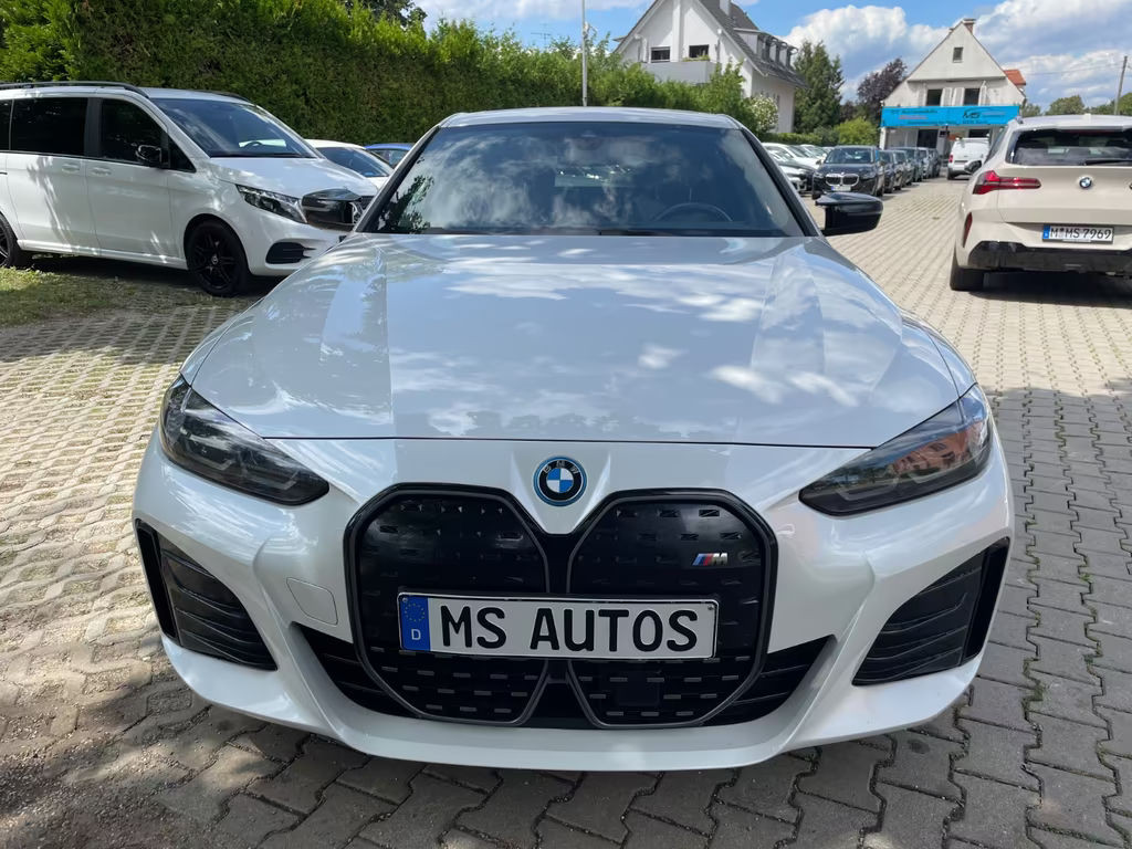 BMW i4