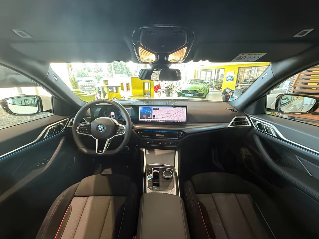 BMW i4