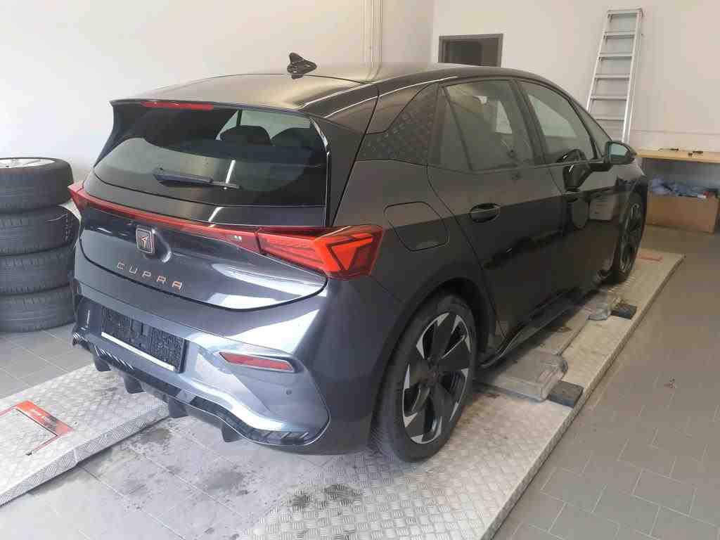 Cupra Born