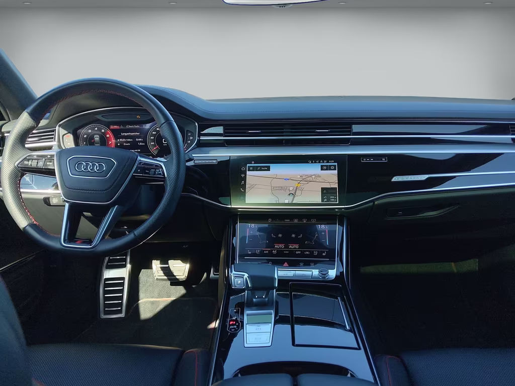 Audi S8