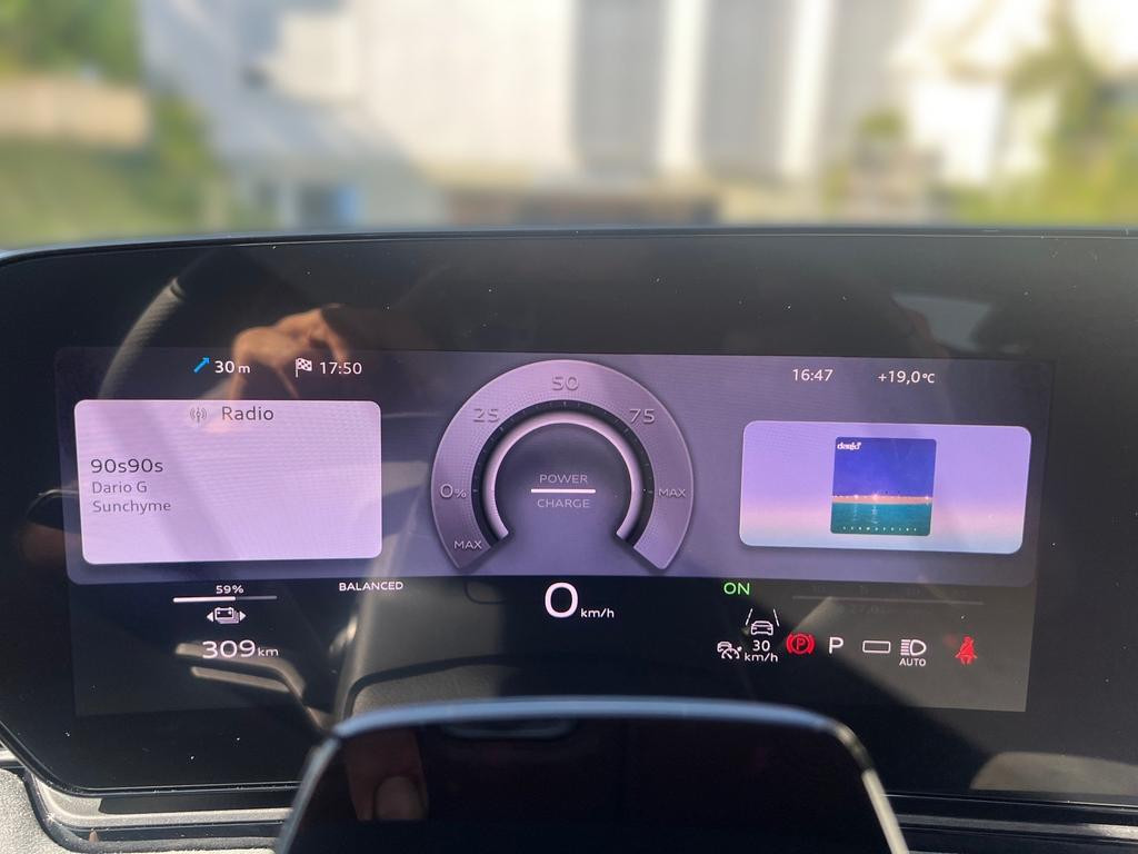 Audi A6 e-tron