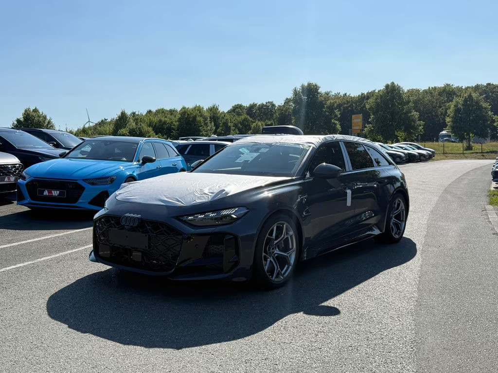 Audi RS5 Avant Sport