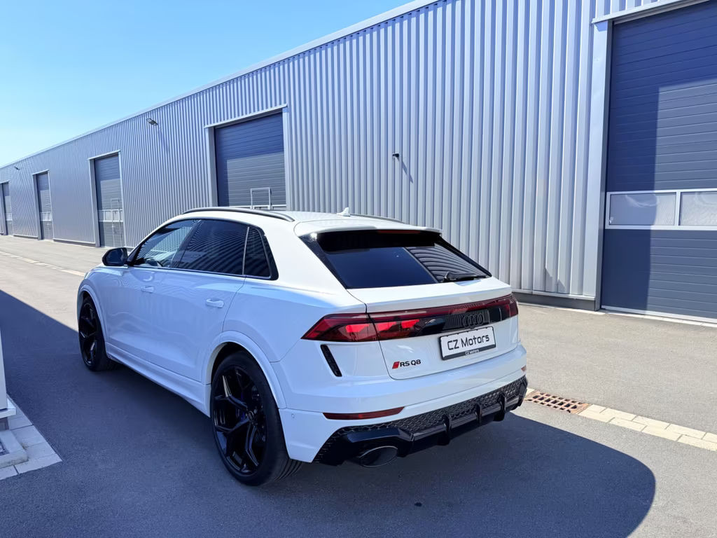 Audi RS Q8