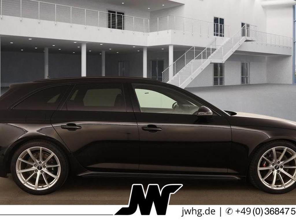 Audi RS4