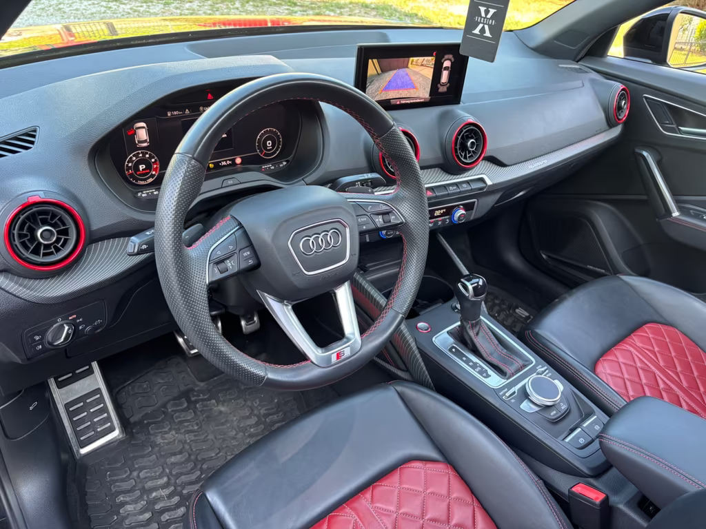 Audi SQ2