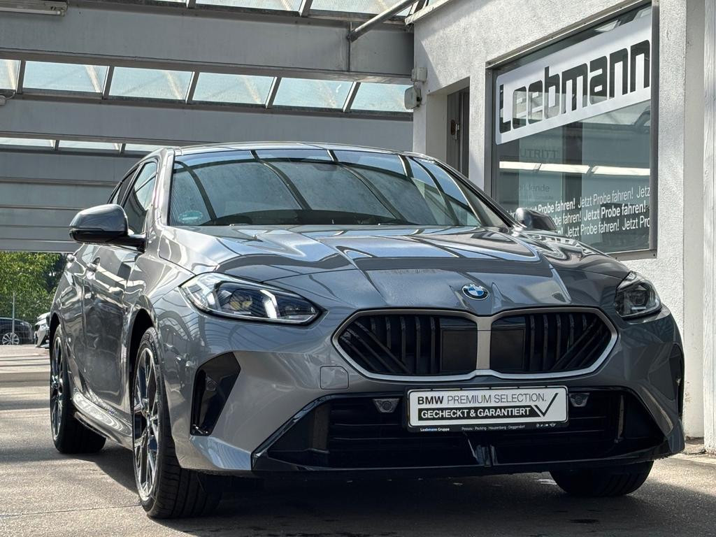 BMW 1 Serie 120 M-Sport Sedan