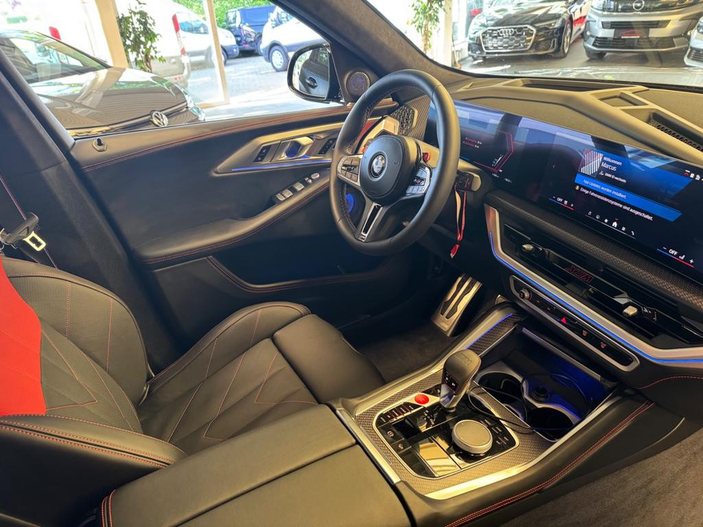 BMW XM