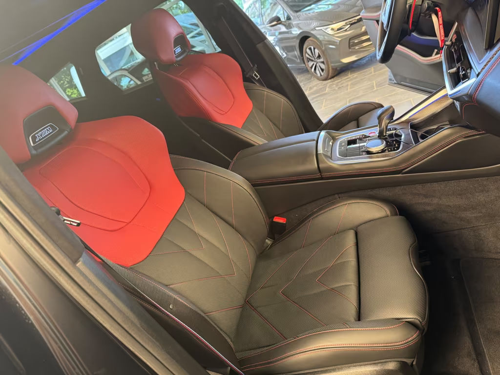 BMW XM
