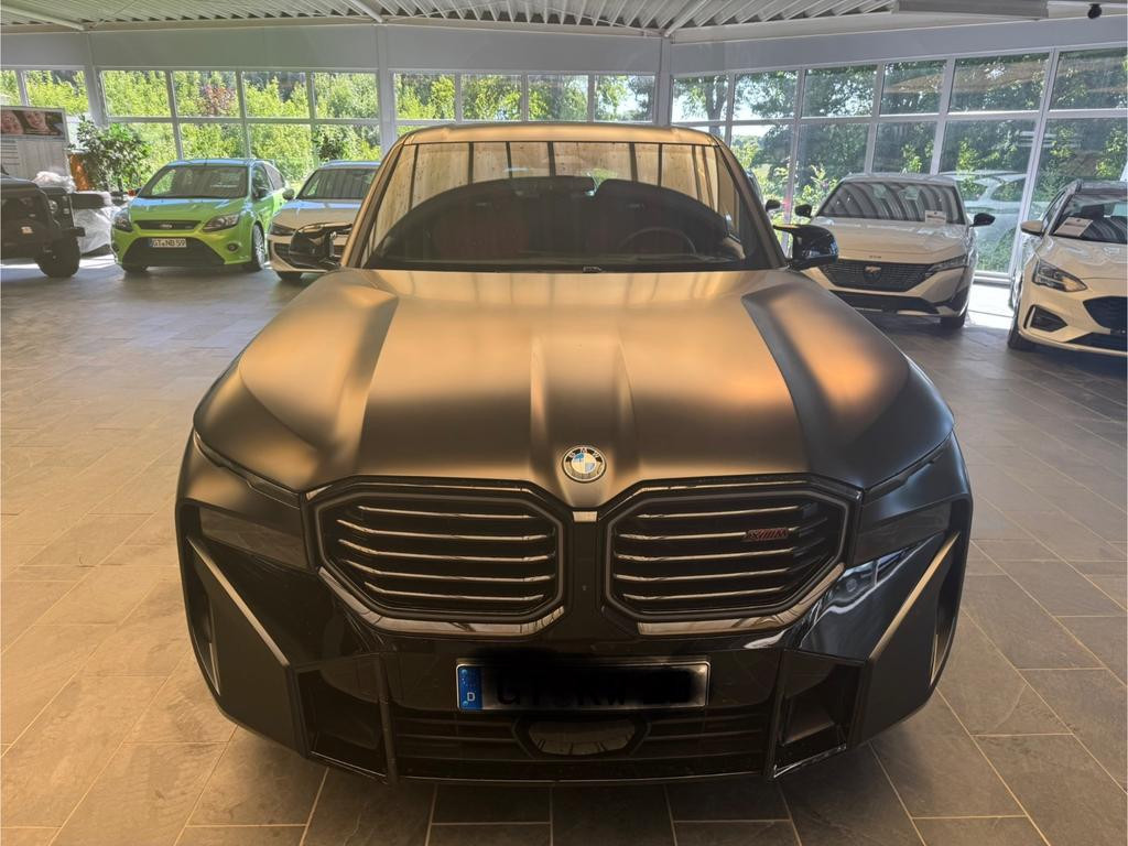 BMW XM