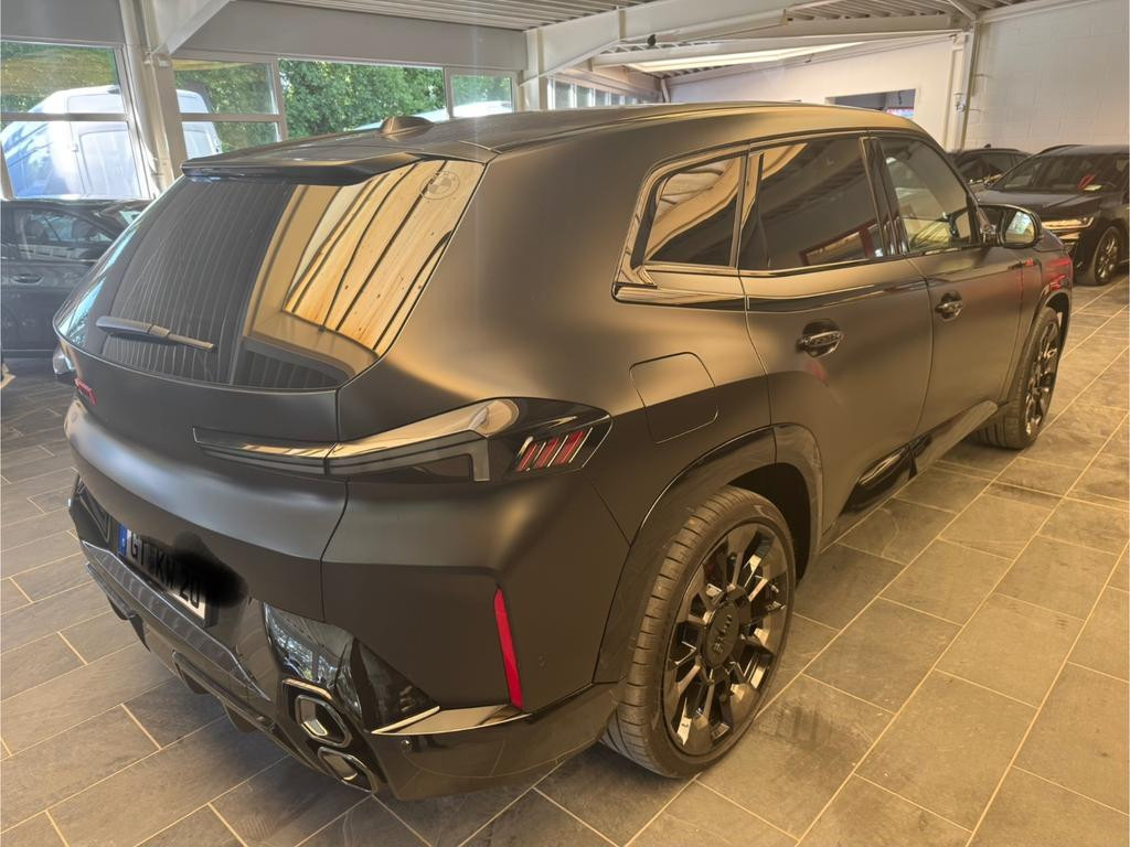 BMW XM