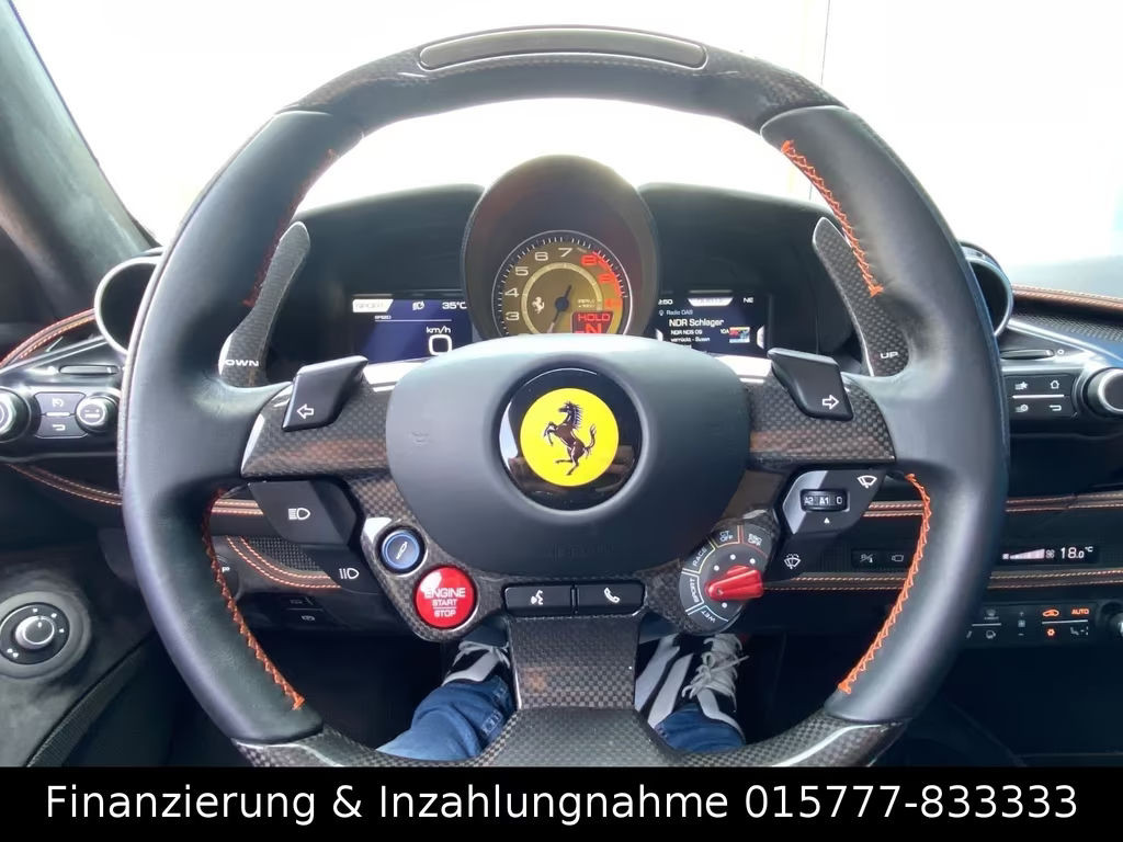 Ferrari F8