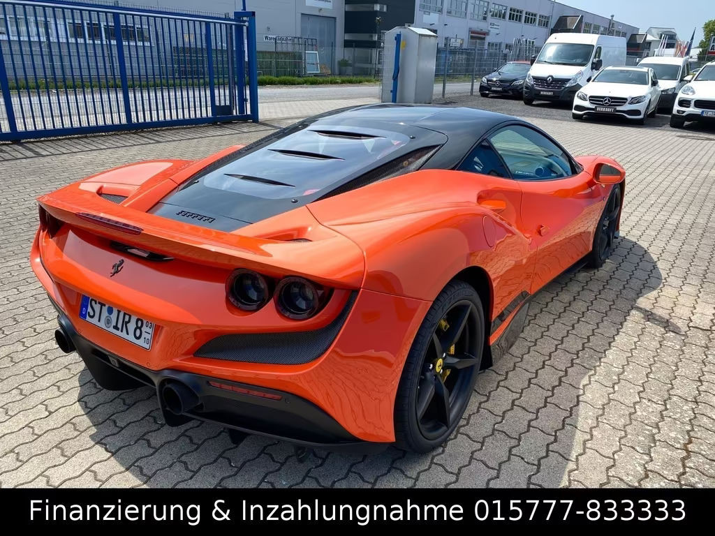 Ferrari F8