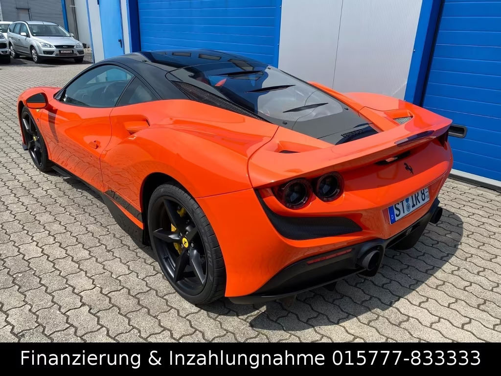 Ferrari F8