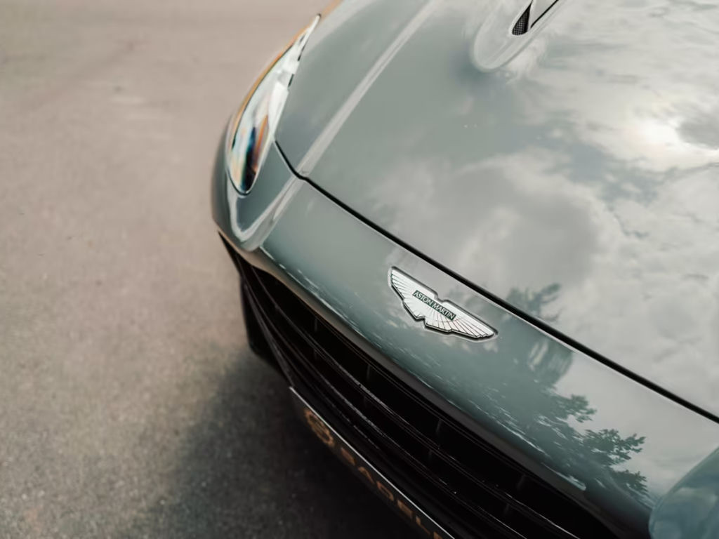 Aston Martin DBX