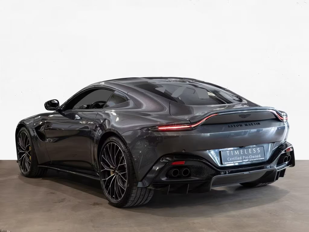 Aston Martin V8 Vantage