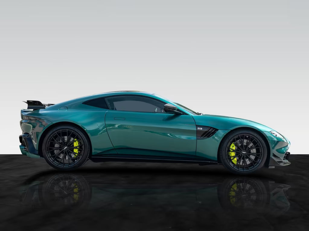 Aston Martin V8 Vantage