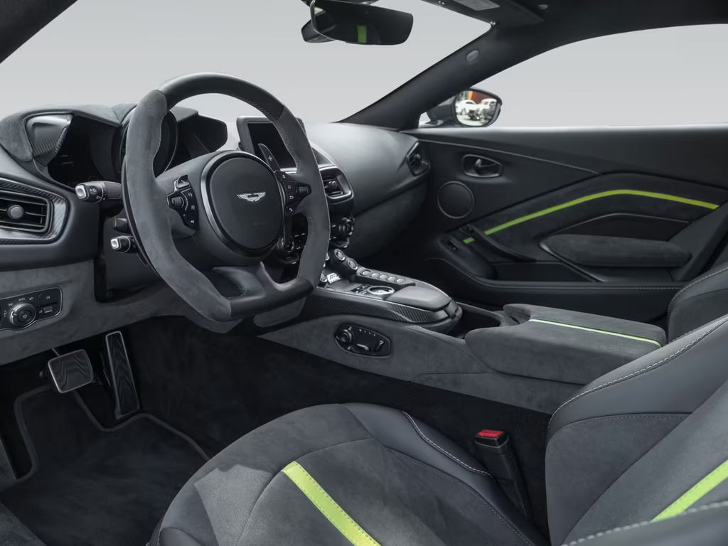 Aston Martin V8 Vantage
