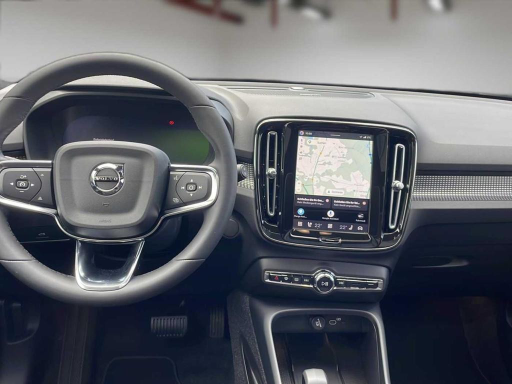 Volvo EX40