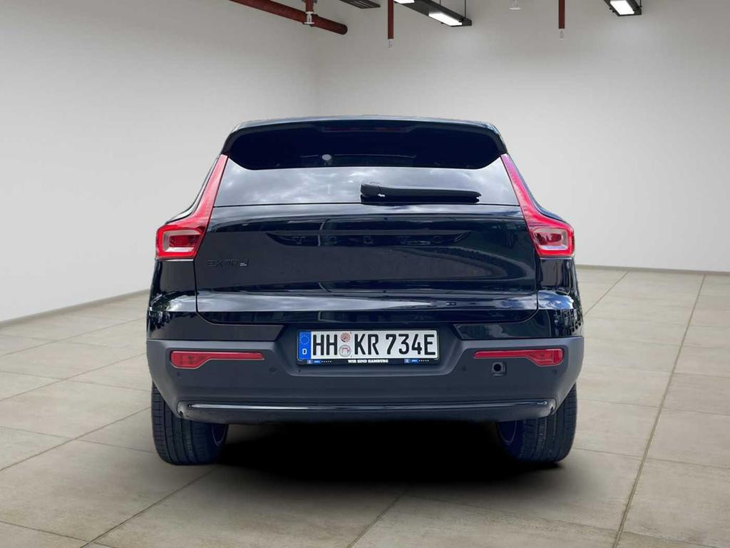 Volvo EX40