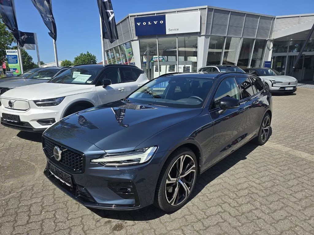 Volvo V60 Plus Dark