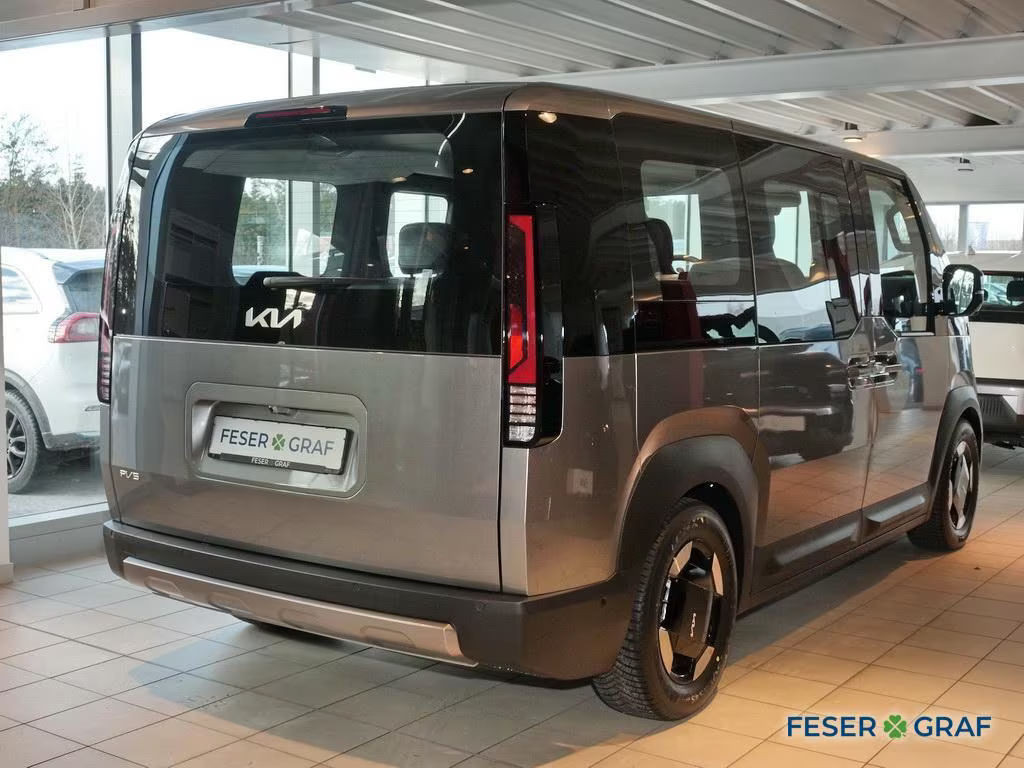 Kia PV5 Passenger
