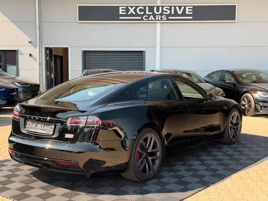 Tesla Model S