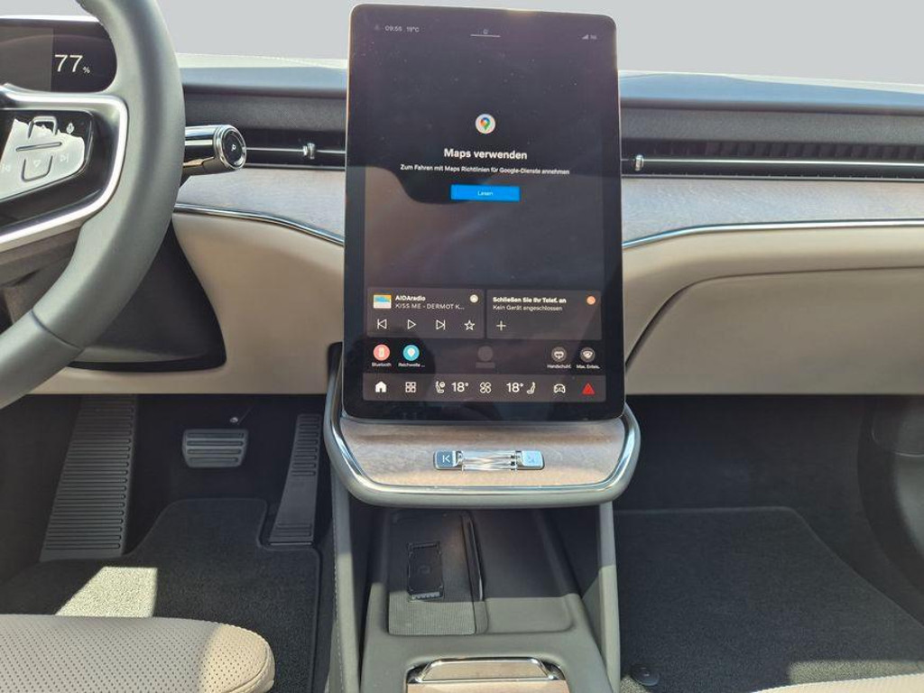 Volvo ES90