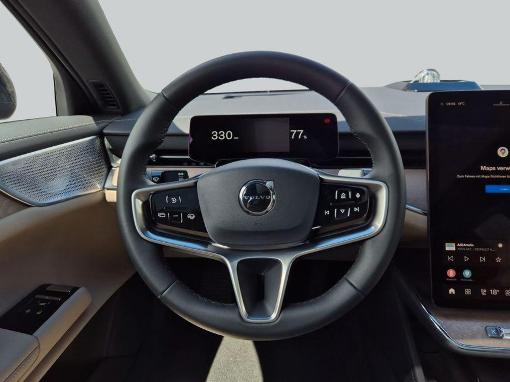 Volvo ES90