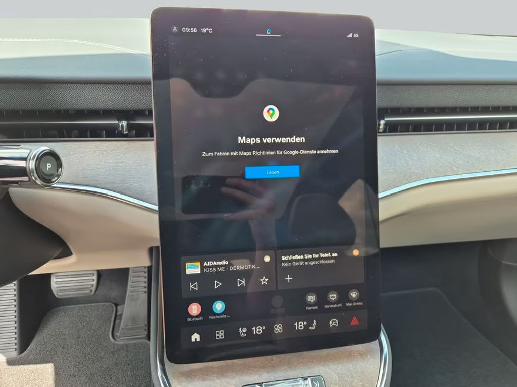 Volvo ES90