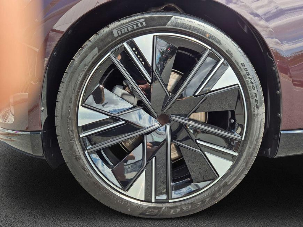 Volvo ES90