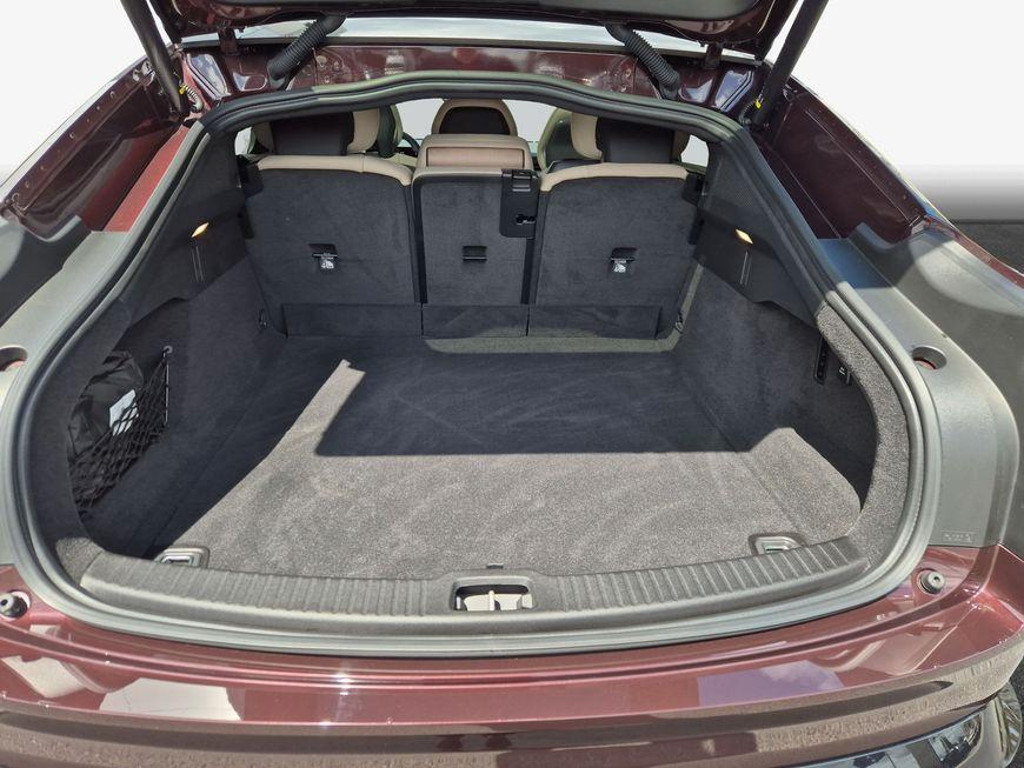 Volvo ES90