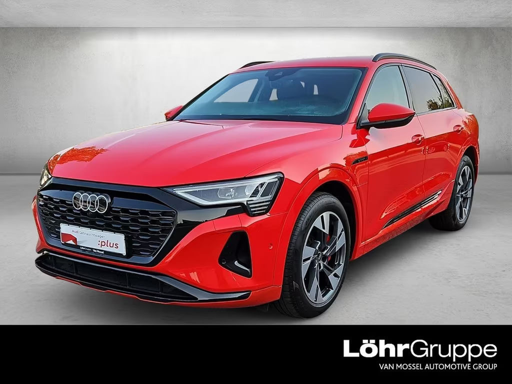 Audi Q8 e-tron Quattro 50