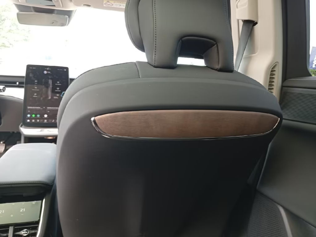 Volvo ES90