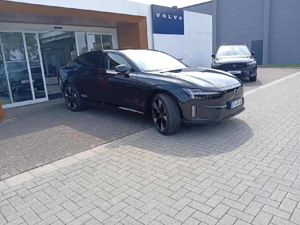 Volvo ES90