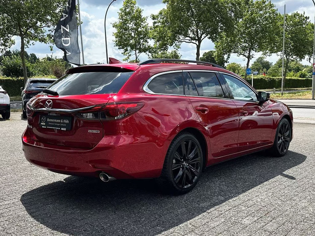 Mazda 6