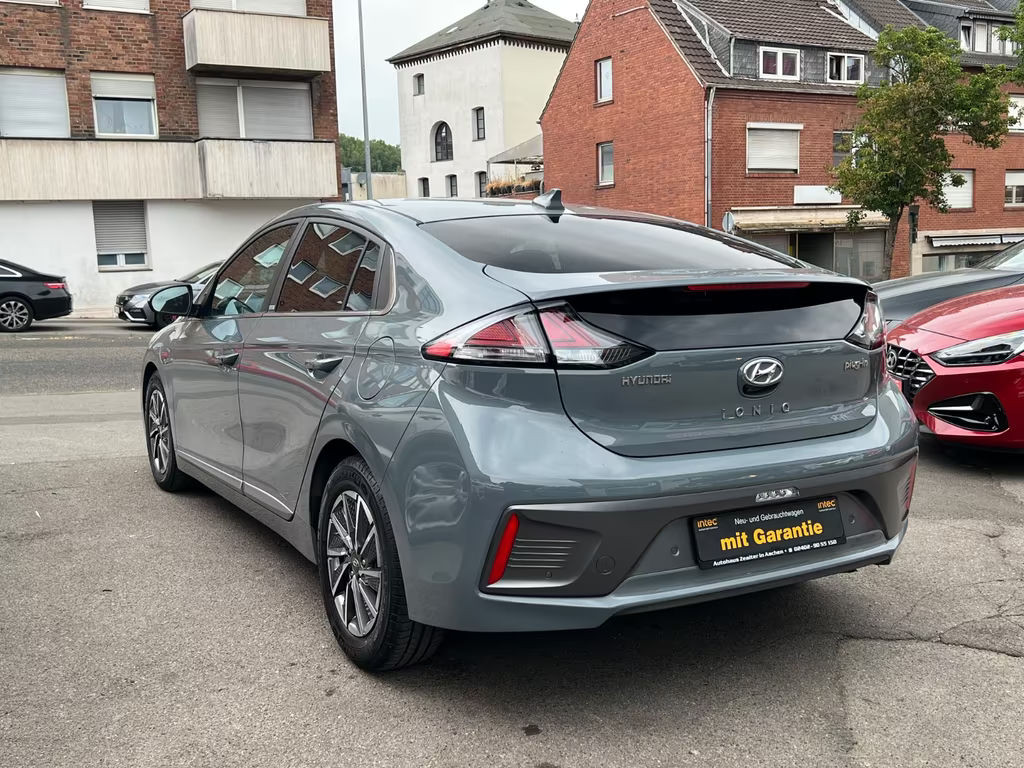 Hyundai Ioniq